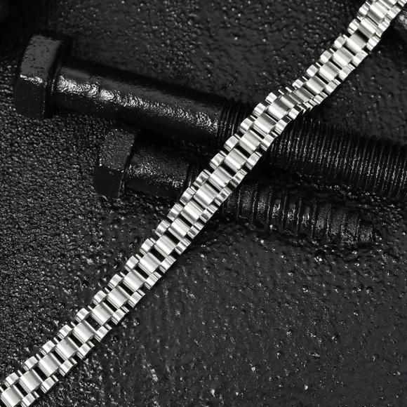 Misa & Co. Classic Stainless Steel Bracelet  / Silver - Unisex - Picture 3 of 3